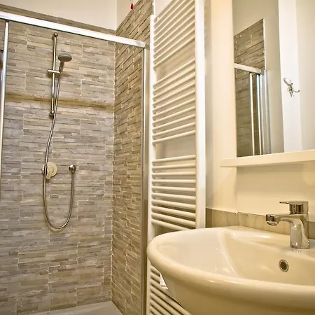 Borgo Manzoni - Charming House Pensionat